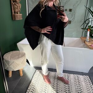 lululemon athletica Black Women's Cape